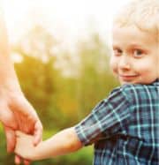 Psychosoziale Nachsorge für Familien mit krebskranken Kindern: wirksam und notwendig!