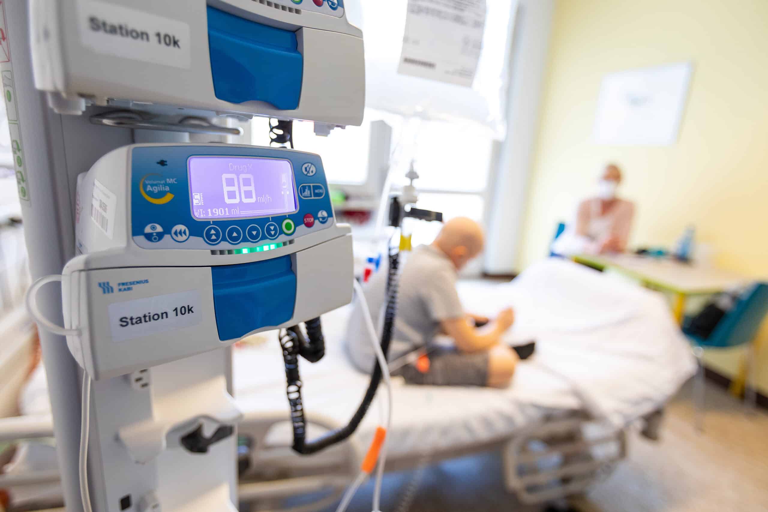 Medizintechnik im Krankenhauszimmer – Forschungsförderung für bessere Behandlung bei Kinderkrebs