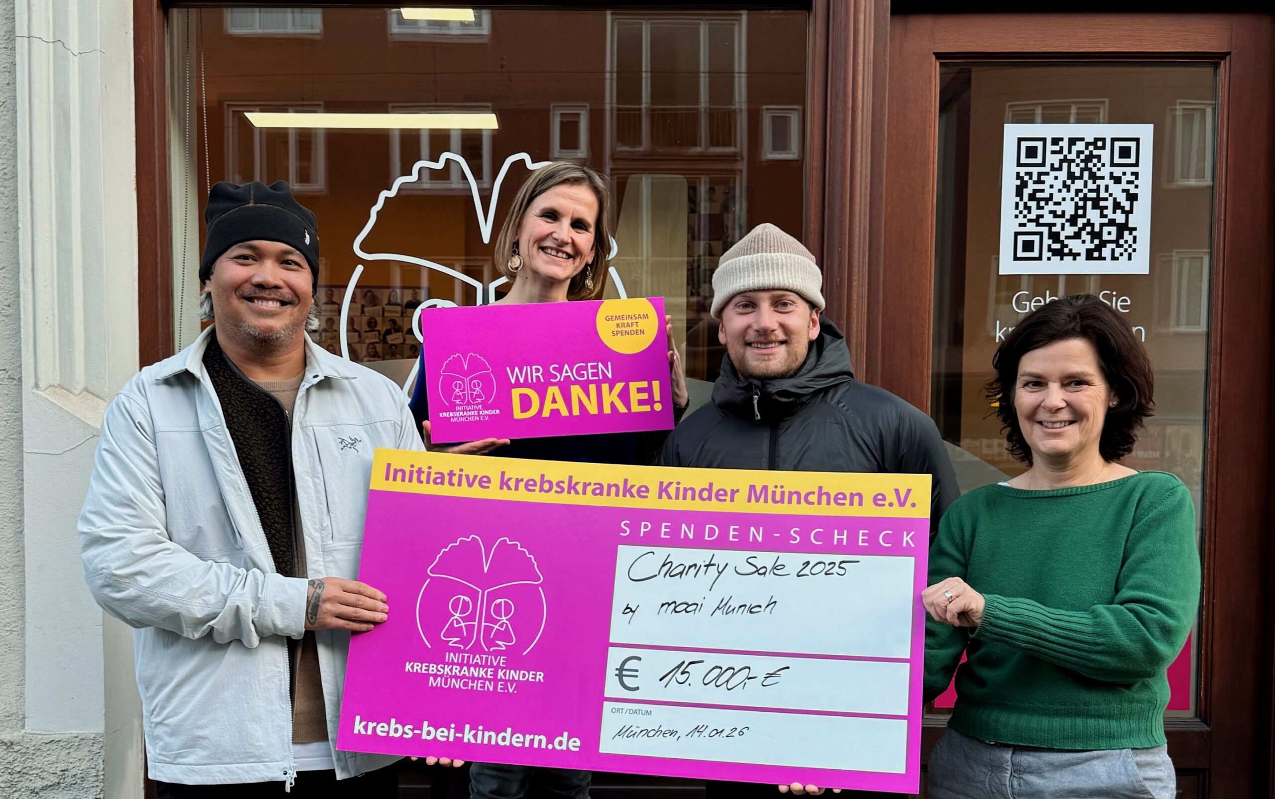 Charity Sale MOAI MUNICH