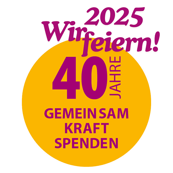 gelber Button mit Magentatext 2025 Wir feiern 40Jahre Gemeinsam Kraft spenden