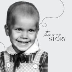 Kinderportrait mit Titel "This is my Story